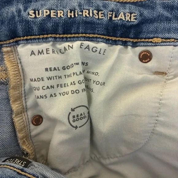 American Eagle Super Hi-Rise Flare Ripped Jeans Women’s 10 Blue - Picture 9 of 11